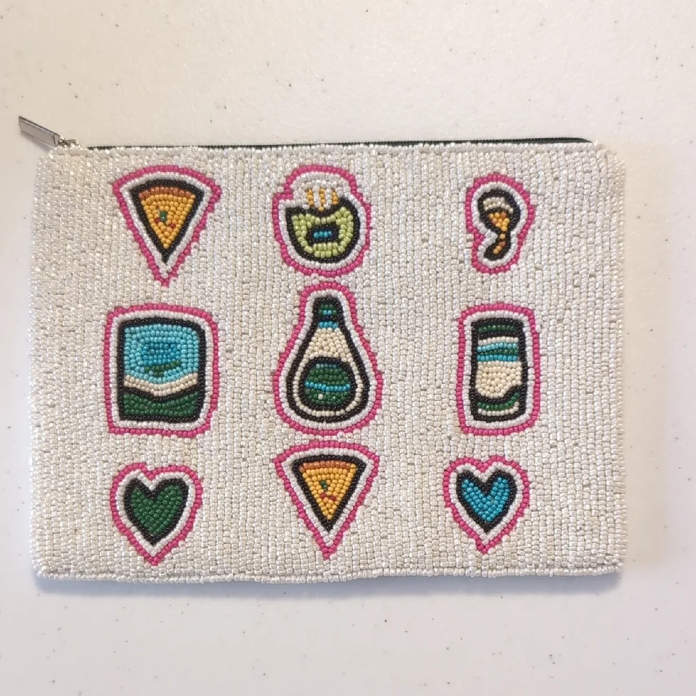 Hidden Valley Ranch Beaded Pouch - Picture 1 of 4